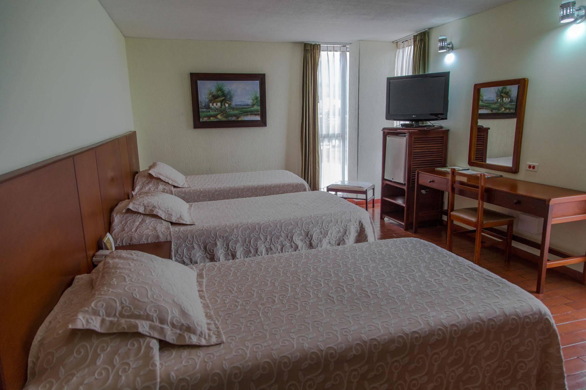 Hotel Don Lolo บิยาบิเซนซิโอ ภายนอก รูปภาพ
