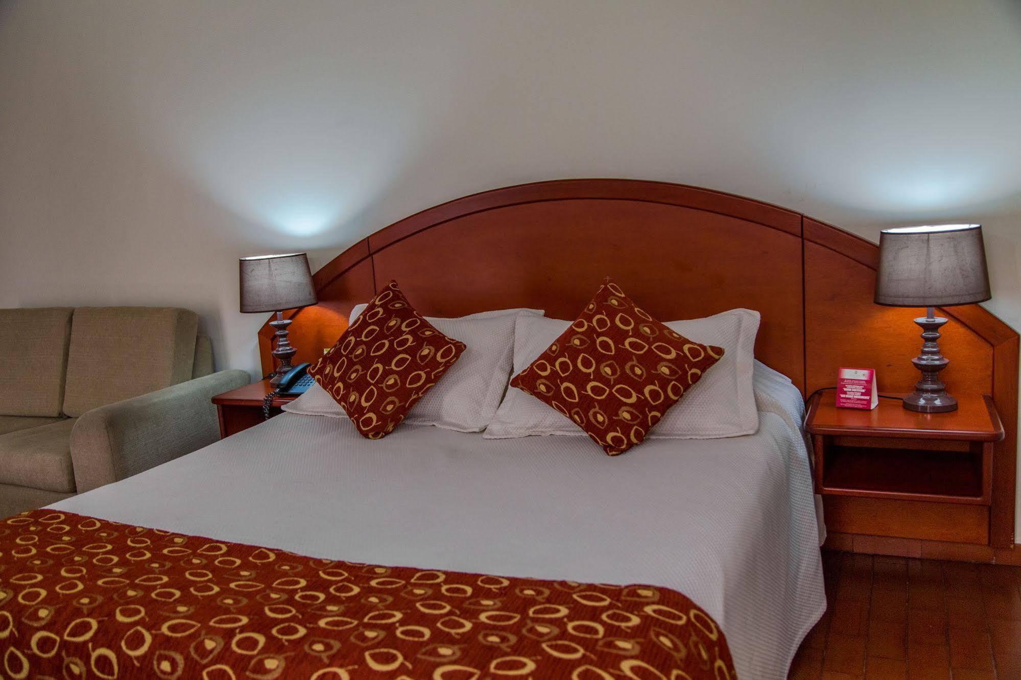 Hotel Don Lolo บิยาบิเซนซิโอ ภายนอก รูปภาพ